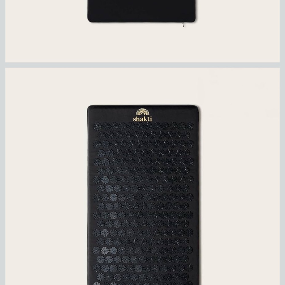 ShaktiMat Classic Acupressure Mat, Level 1 Intensity in Shakti Black NEW - Picture 3 of 8